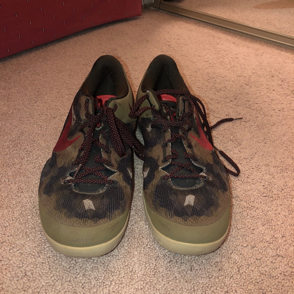 Kobe 8 Python army green basketball shoes
